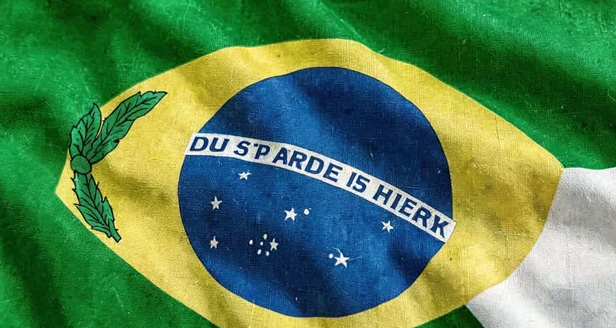 bandeira do brasil com suas cores destacadas em atividade sobre símbolos nacionais